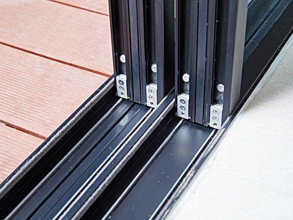 广东赛狮盾建材有限公司,一体平开窗,广东蓝光推拉窗